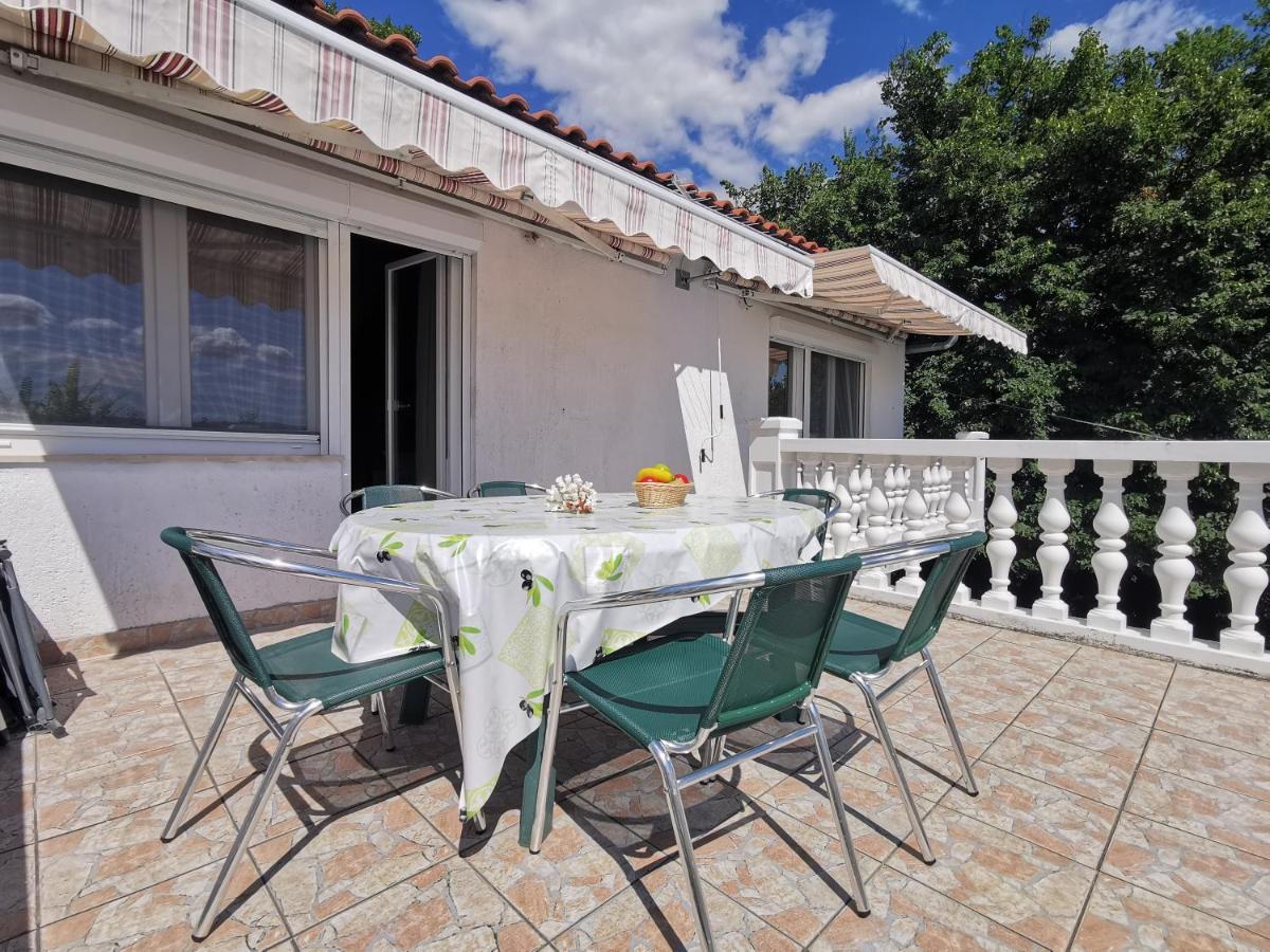 Apartamento Maestral Bribir  Exterior foto